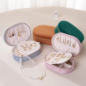 1-Piece-Flannel-Jewelry-Box-For-Elegant-Storage-And-Protection